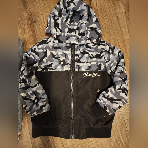 Binky Bro Bundle - Picture 2 of 3